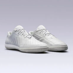 Kipsta Zaalvoetbalschoenen Ginka 900 Leer -Herenschoenenwinkel zaalvoetbalschoenen ginka 900 leer grijs 8